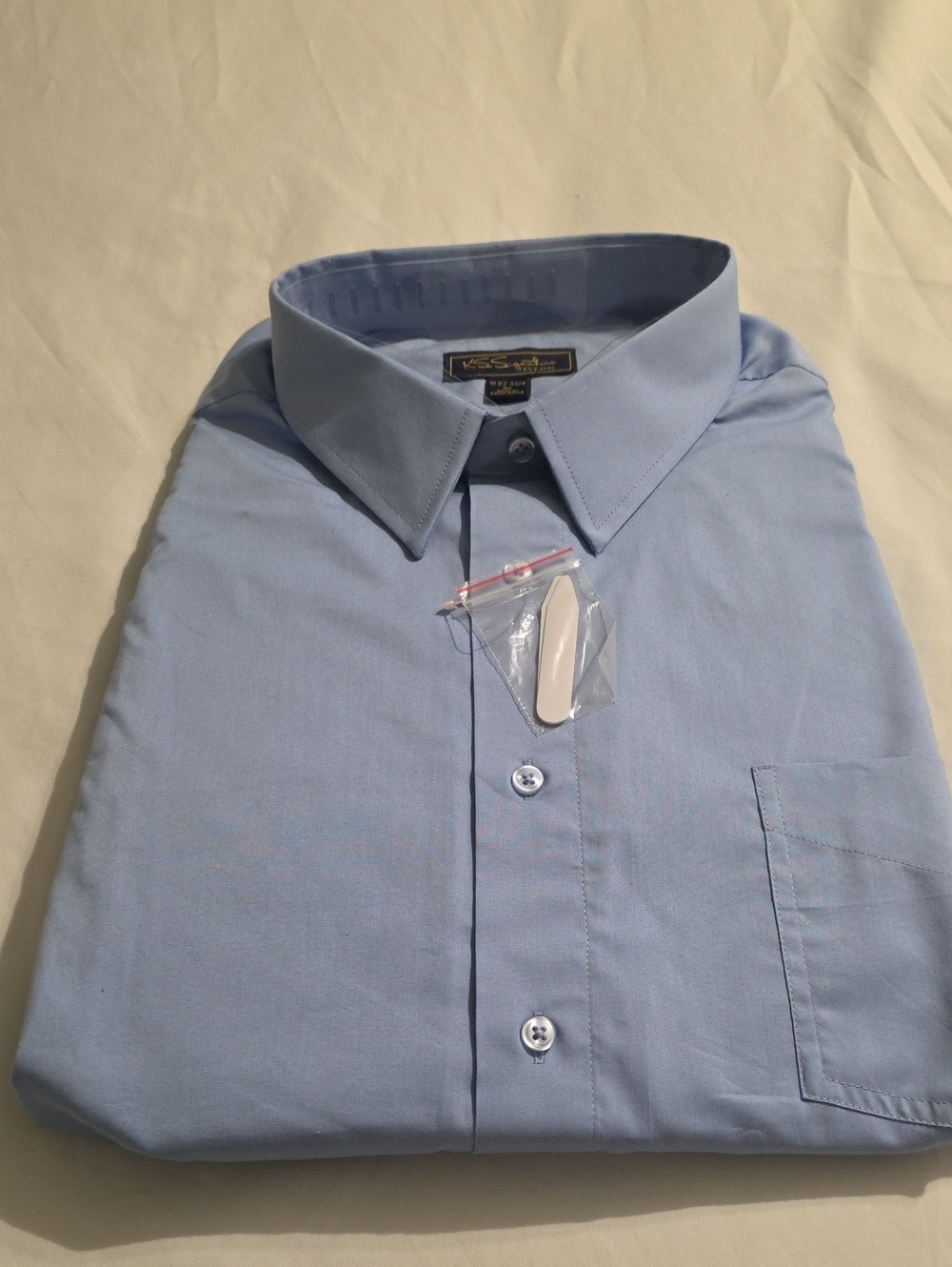 Light Blue Men's Dress Shirt with Point Collar - Unbranded